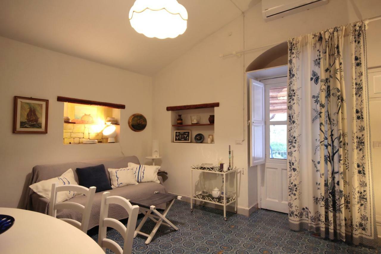 Villa Delle Terrazze Punta Secca Exteriör bild